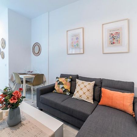 Alohamundi Torres Apartment Sevilla Bagian luar foto