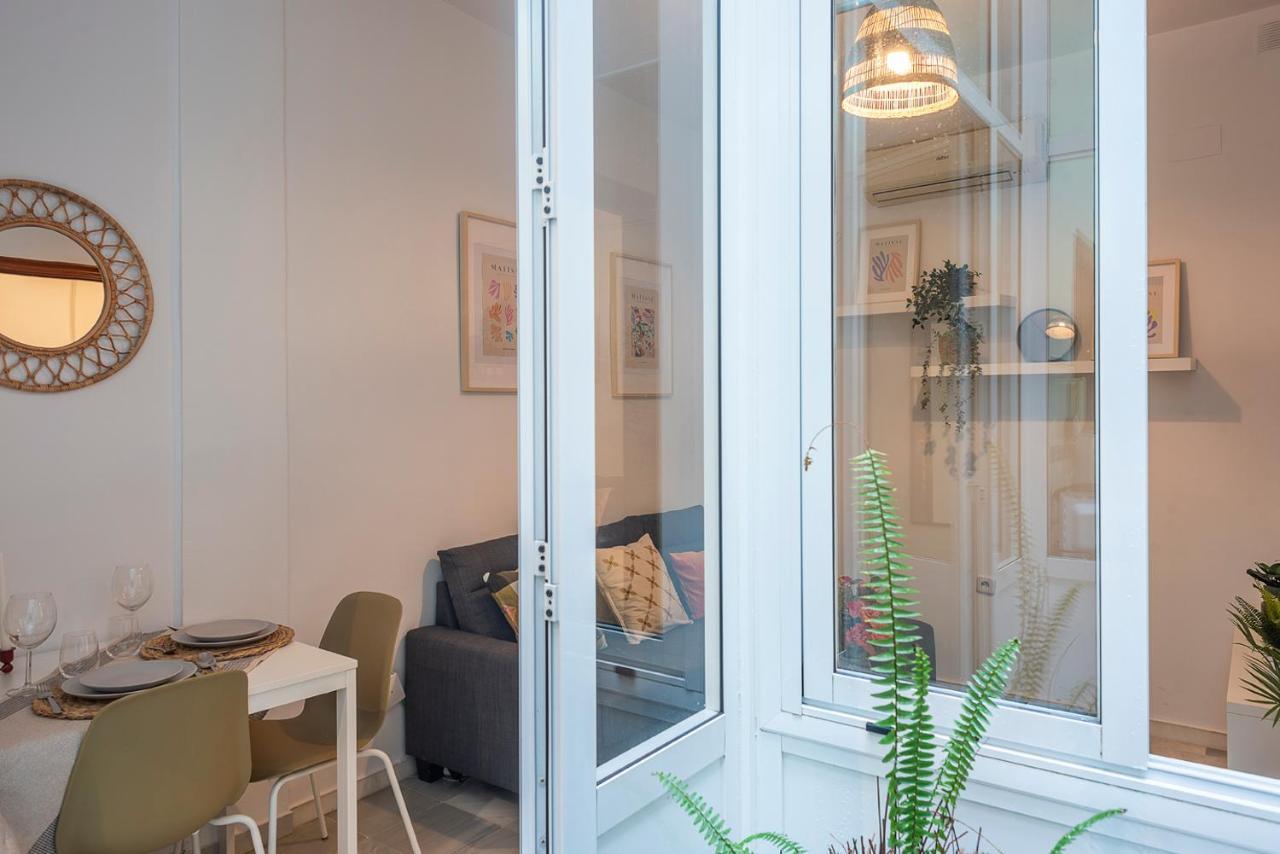 Alohamundi Torres Apartment Sevilla Bagian luar foto