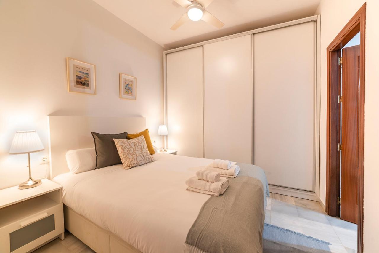 Alohamundi Torres Apartment Sevilla Bagian luar foto